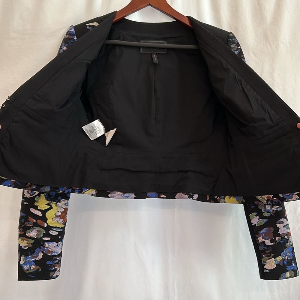 BCBGMaxAzria Keeley Floral Blazer size S - Picture 9 of 11